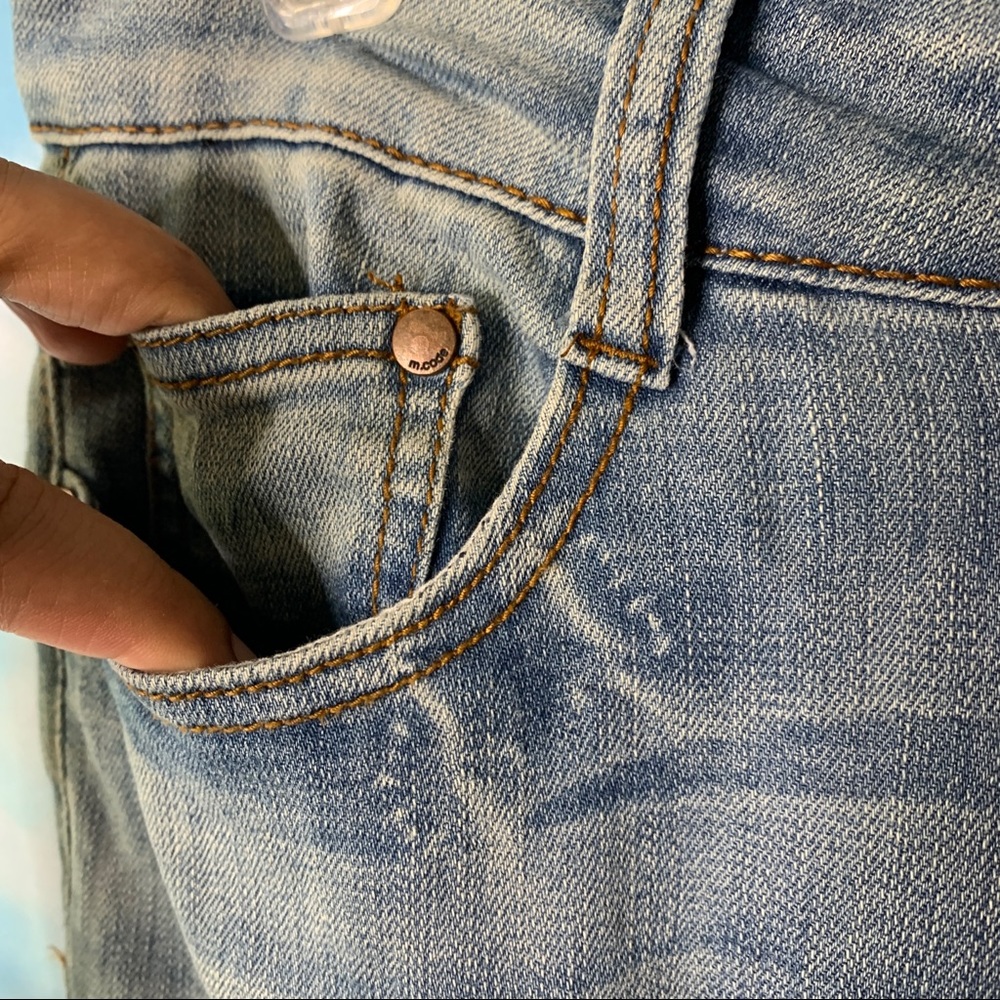MindCode- Cropped Distressed Cuffed Jeans size 0 - Picture 4 of 10